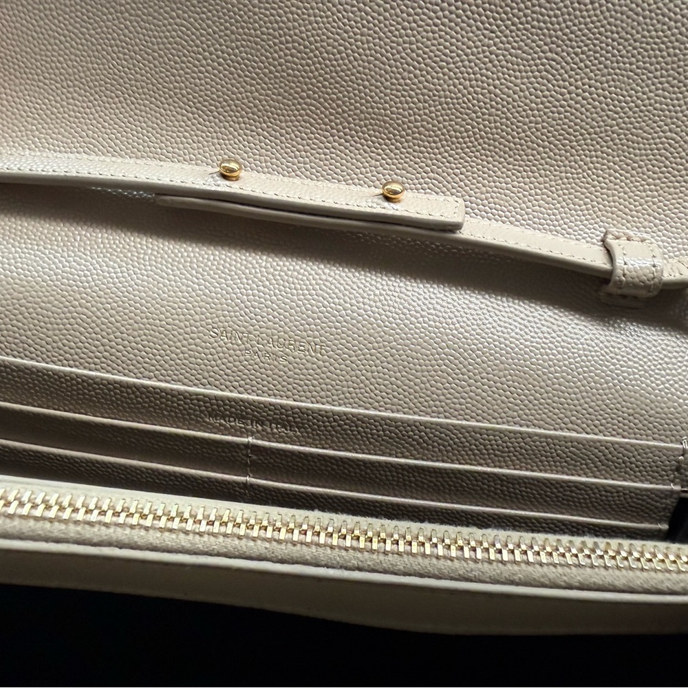 CLASSIC CASSANDRE Chain Wallet in Grain de Poudre Leather (Dark Beige) - Picture 10 of 15